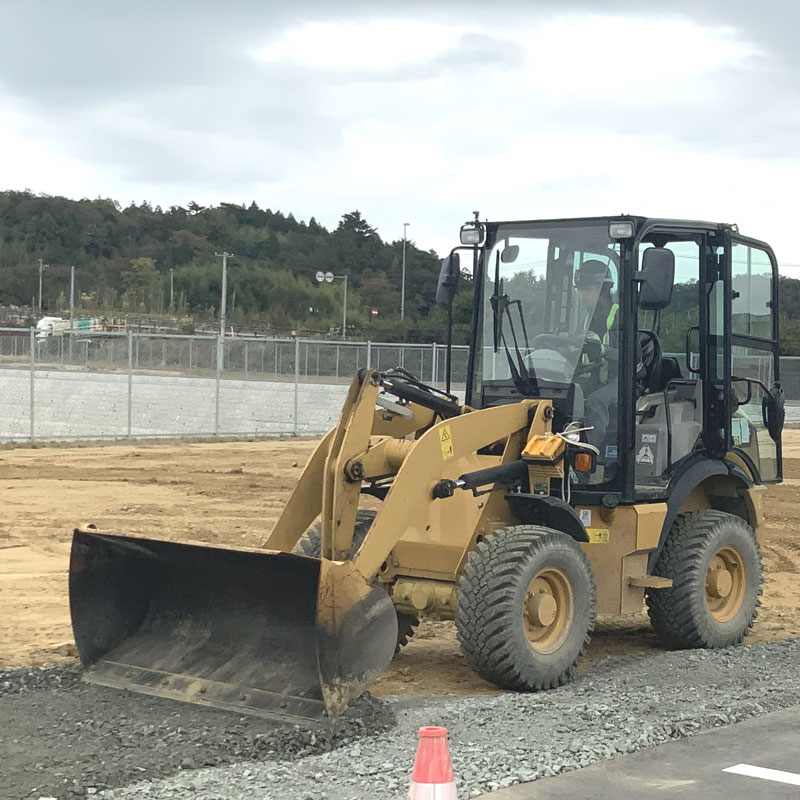 路盤材の敷設